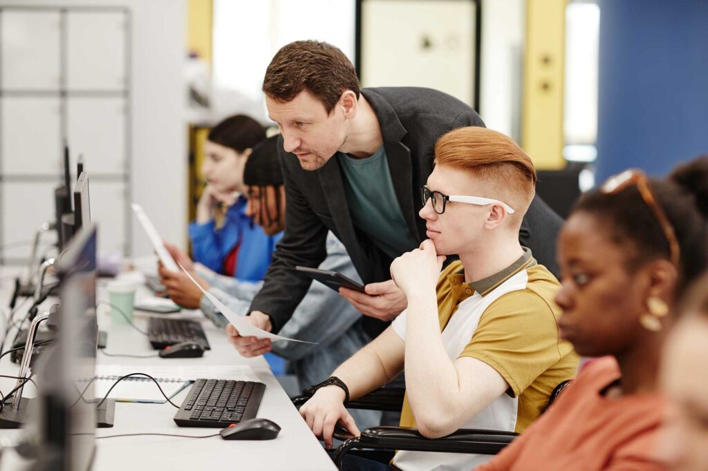 About Us – Gradly.in